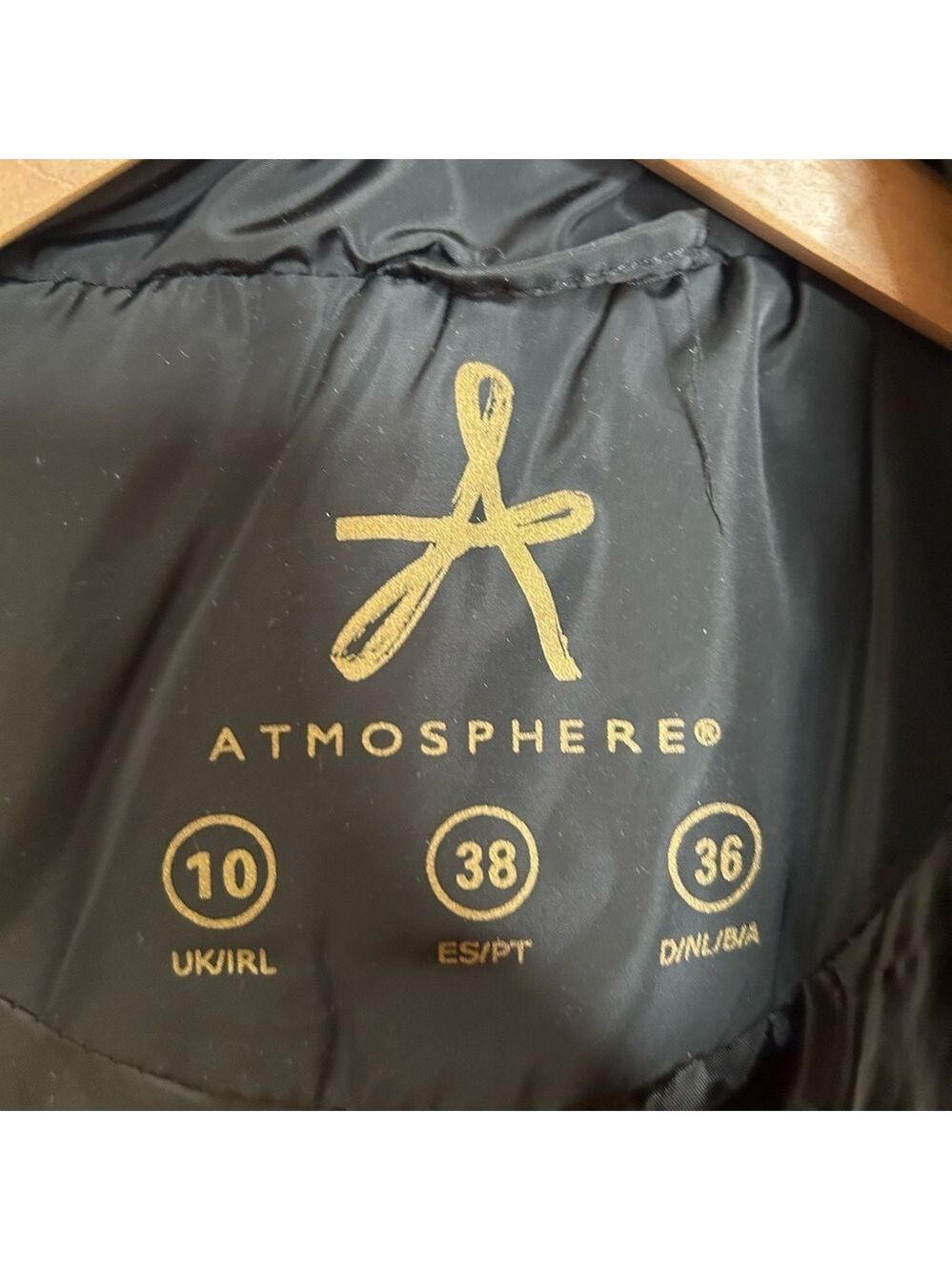 Atmosphere Black Quilted Puffer Vest Hood Shaped Fit Size 6 - Picture 7 of 11